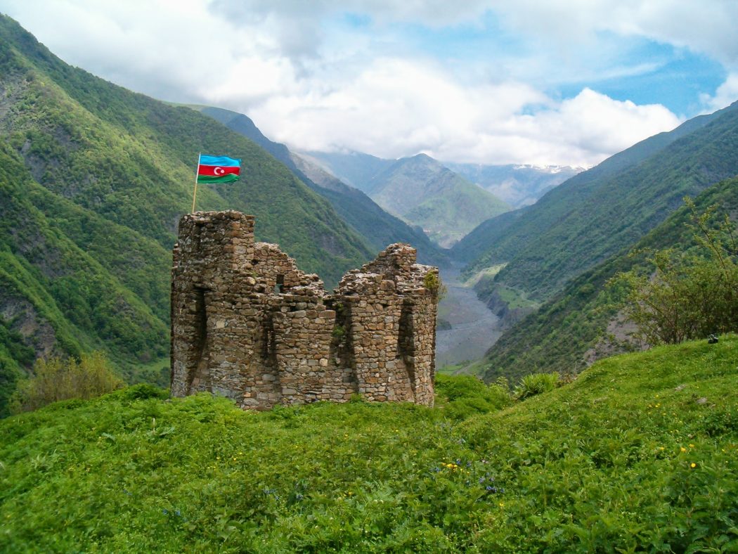 Photo of السياحة في أذربيجان l تعرف على أجمل الأماكن السياحية في أذربيجان .. نصائح للمسافرين إلى بلاد القوقاز