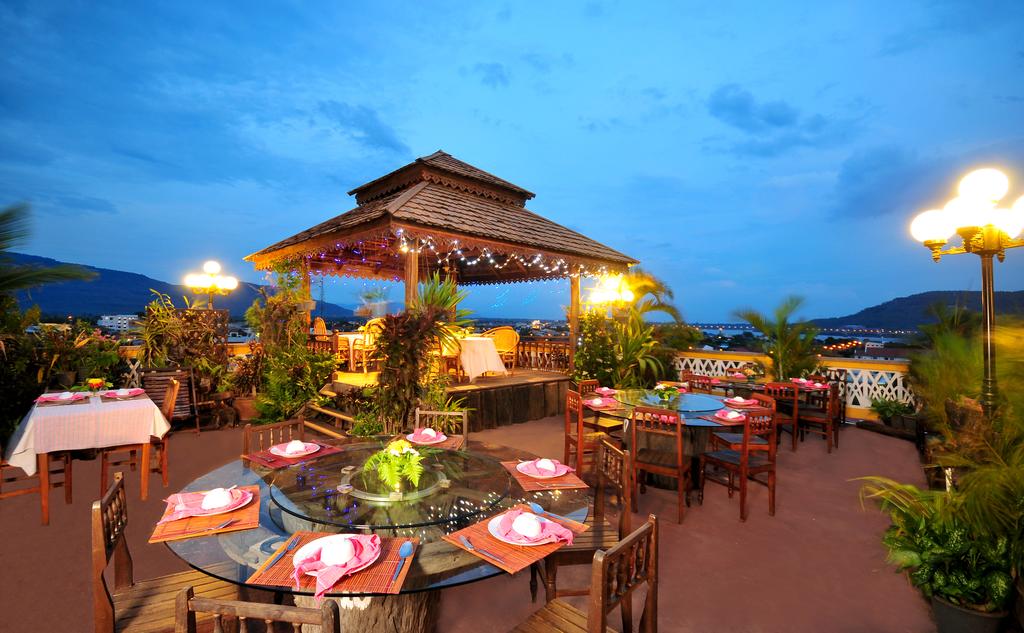مطاعم في لاوس